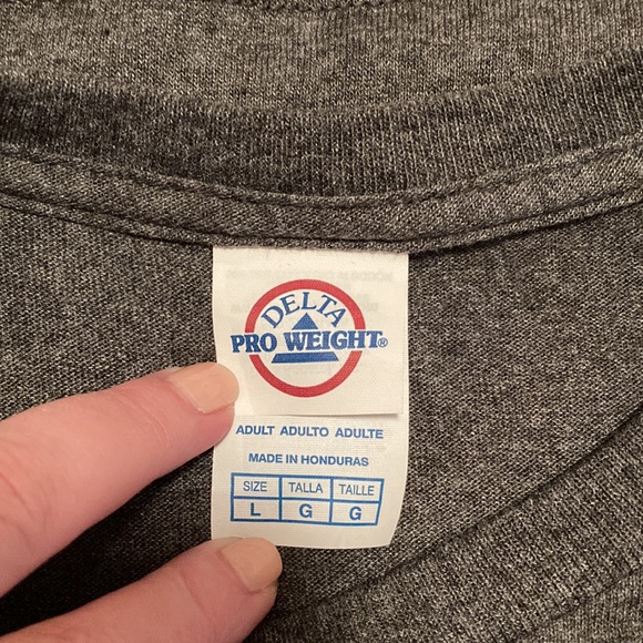 NWOT - Men's Charcoal Gray Round Neck Short Sleeve Las Vegas Souvenir Tee - Sz L - Picture 5 of 7